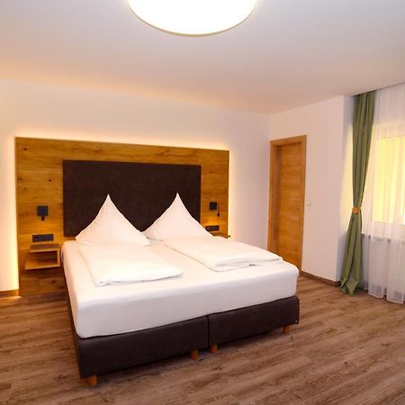 Hotel Gasthof Krone Шпальт Екстер'єр фото